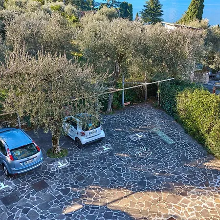 Lalla House Apartament *