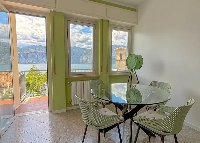 Апартаменты Lalla House *